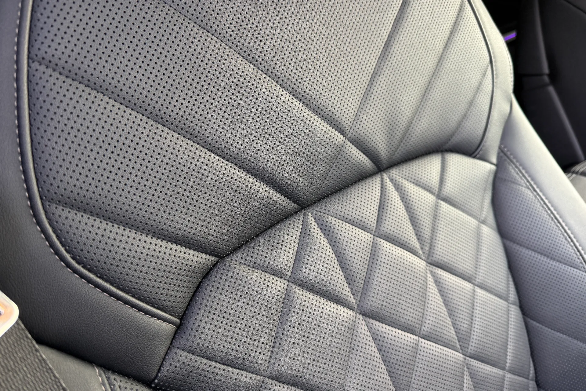 BMW X5 thumbnail image number 32