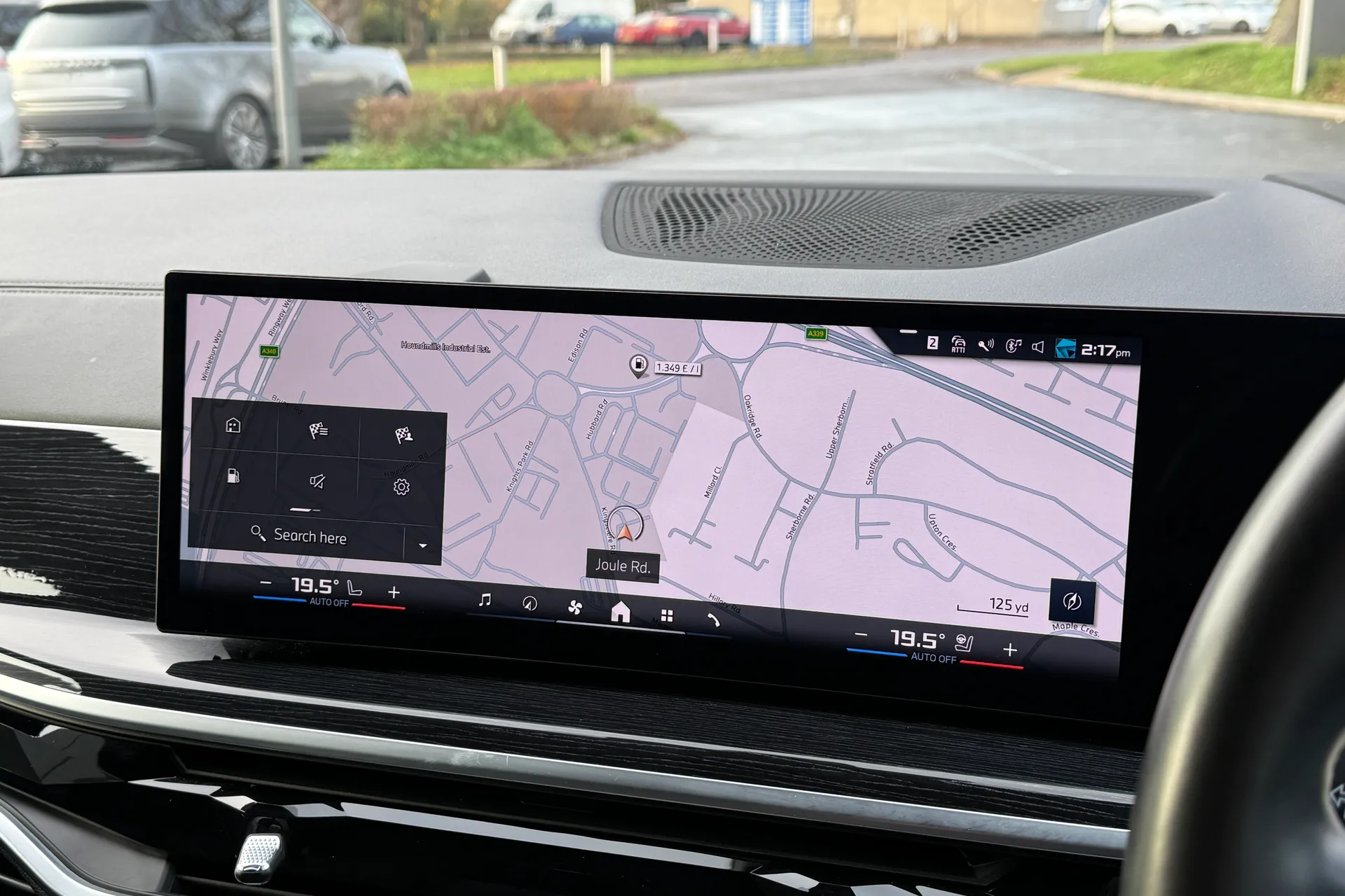 BMW X5 thumbnail image number 28