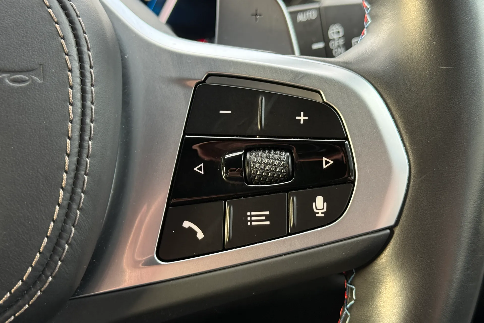 BMW X5 thumbnail image number 26