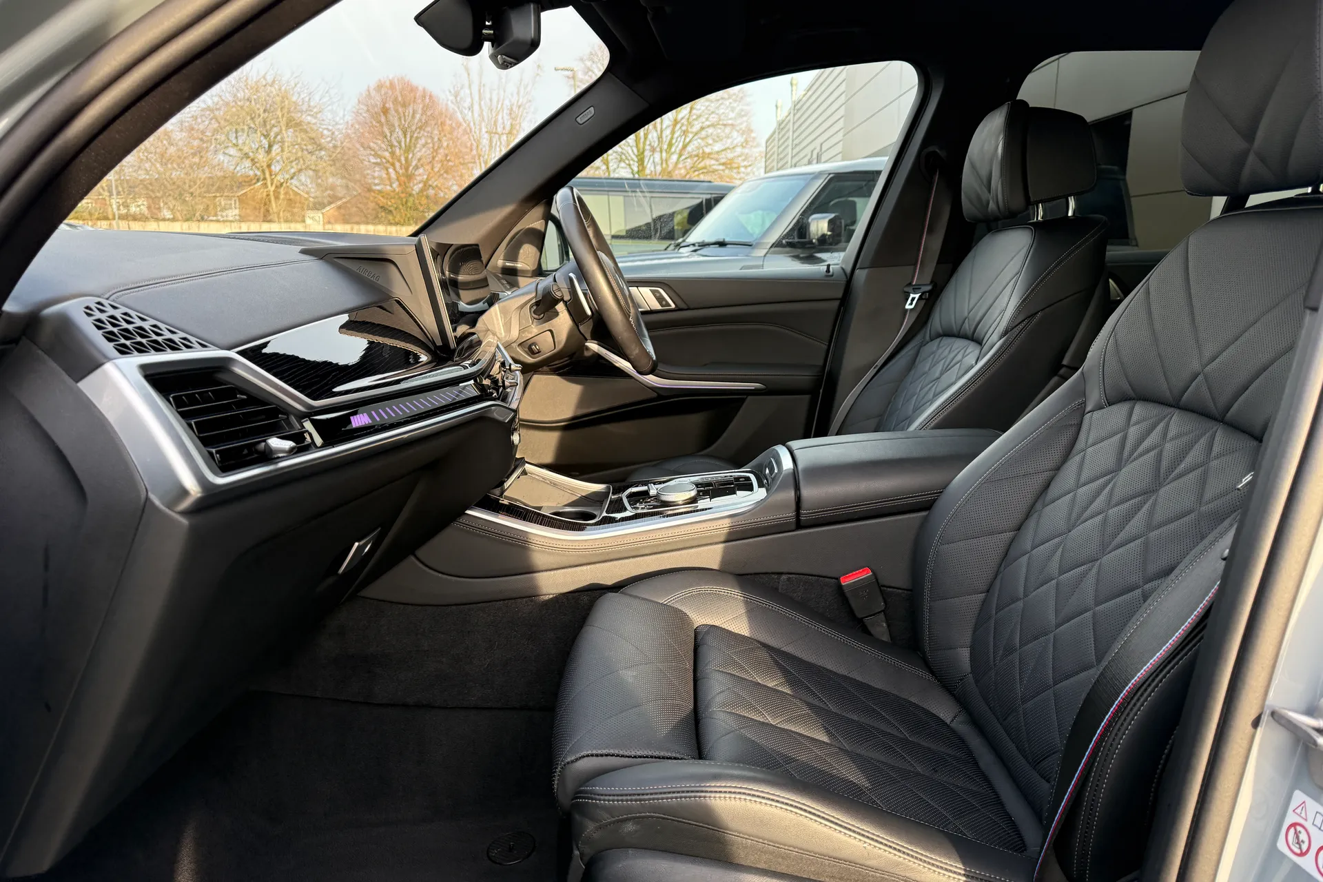 BMW X5 thumbnail image number 10