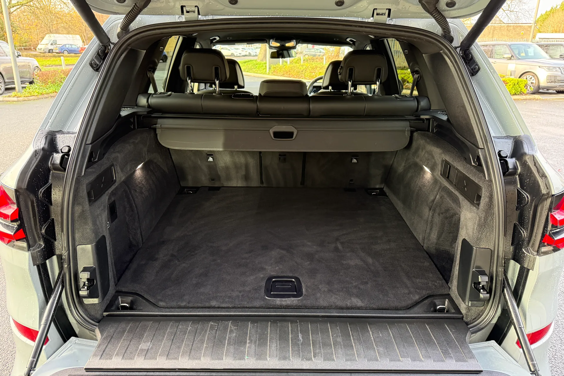 BMW X5 thumbnail image number 38