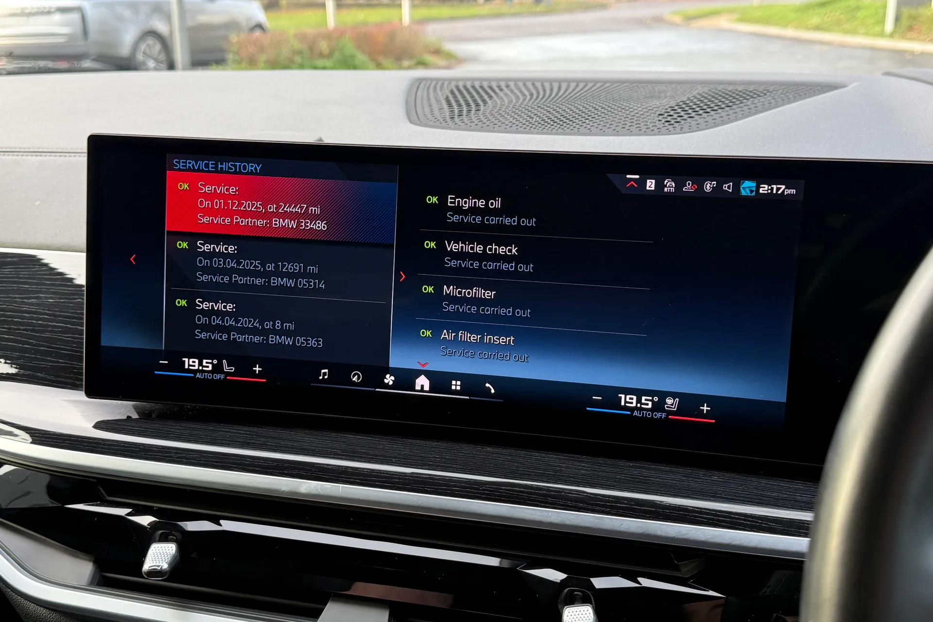 BMW X5 thumbnail image number 36