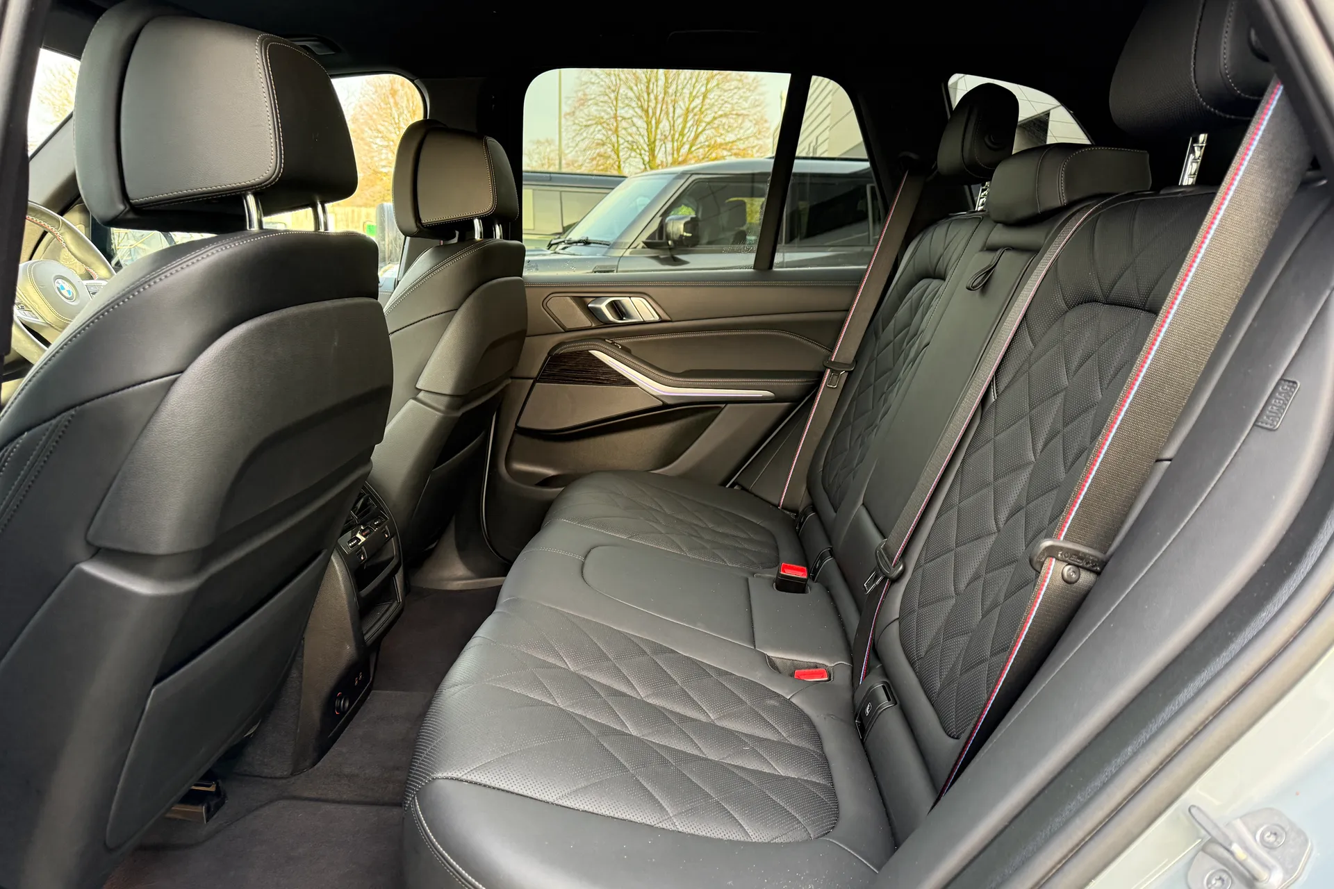 BMW X5 thumbnail image number 47