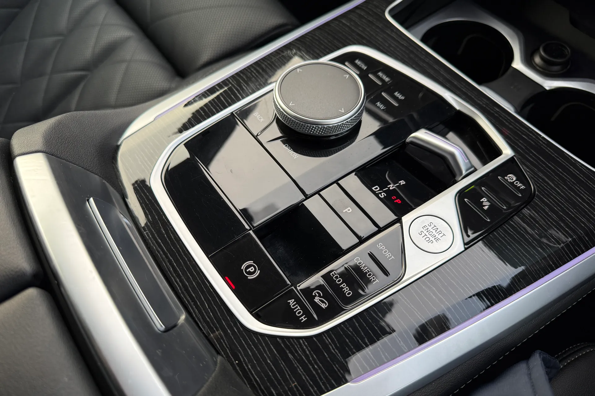 BMW X5 thumbnail image number 19