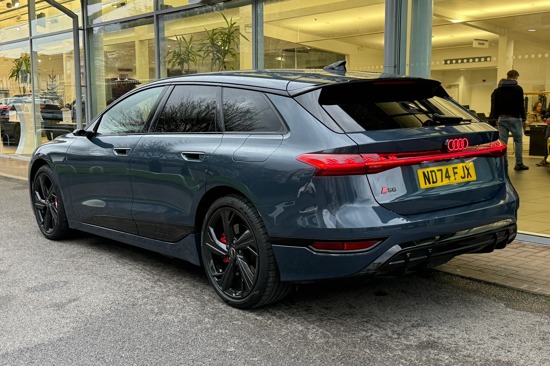 Audi A6 thumbnail image number 13