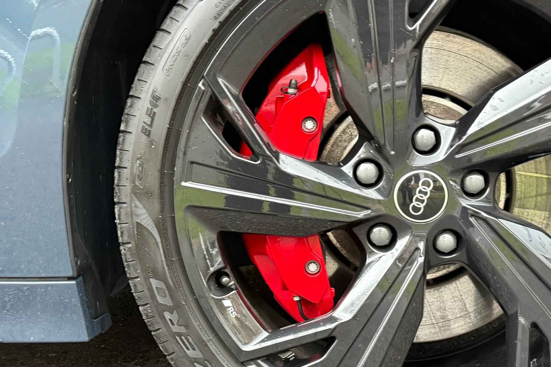 Audi A6 thumbnail image number 43