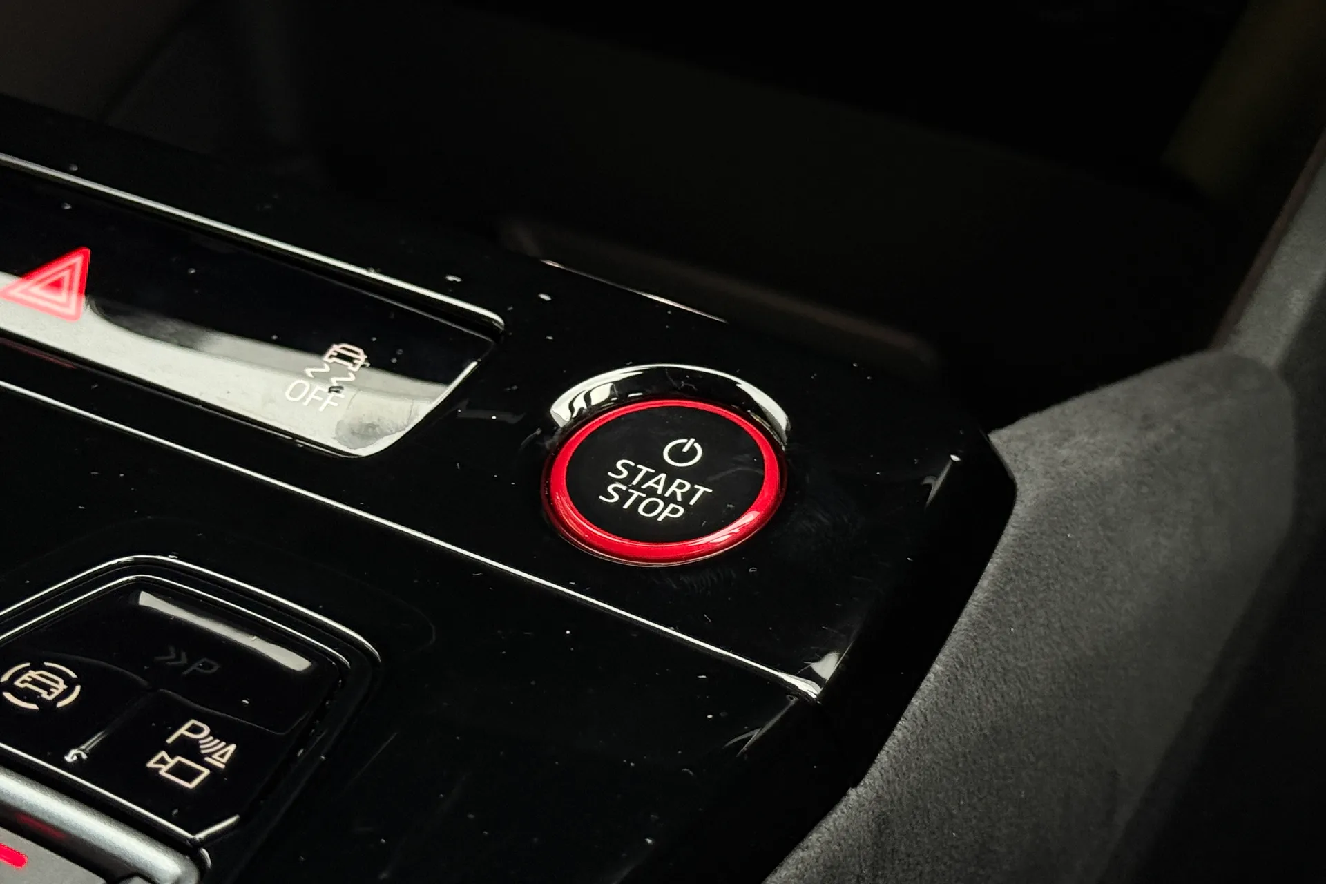 Audi A6 thumbnail image number 52