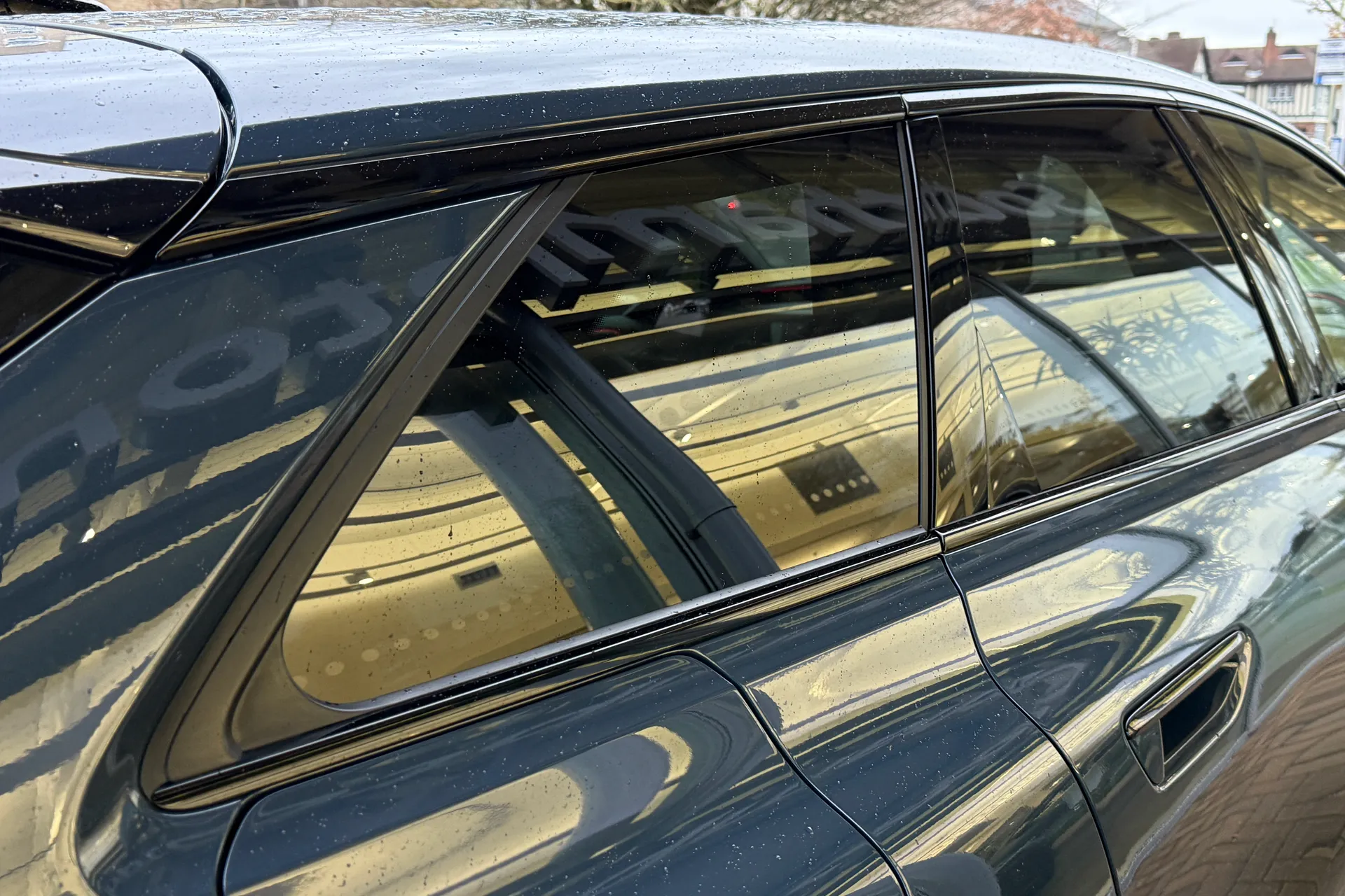 Audi A6 thumbnail image number 23