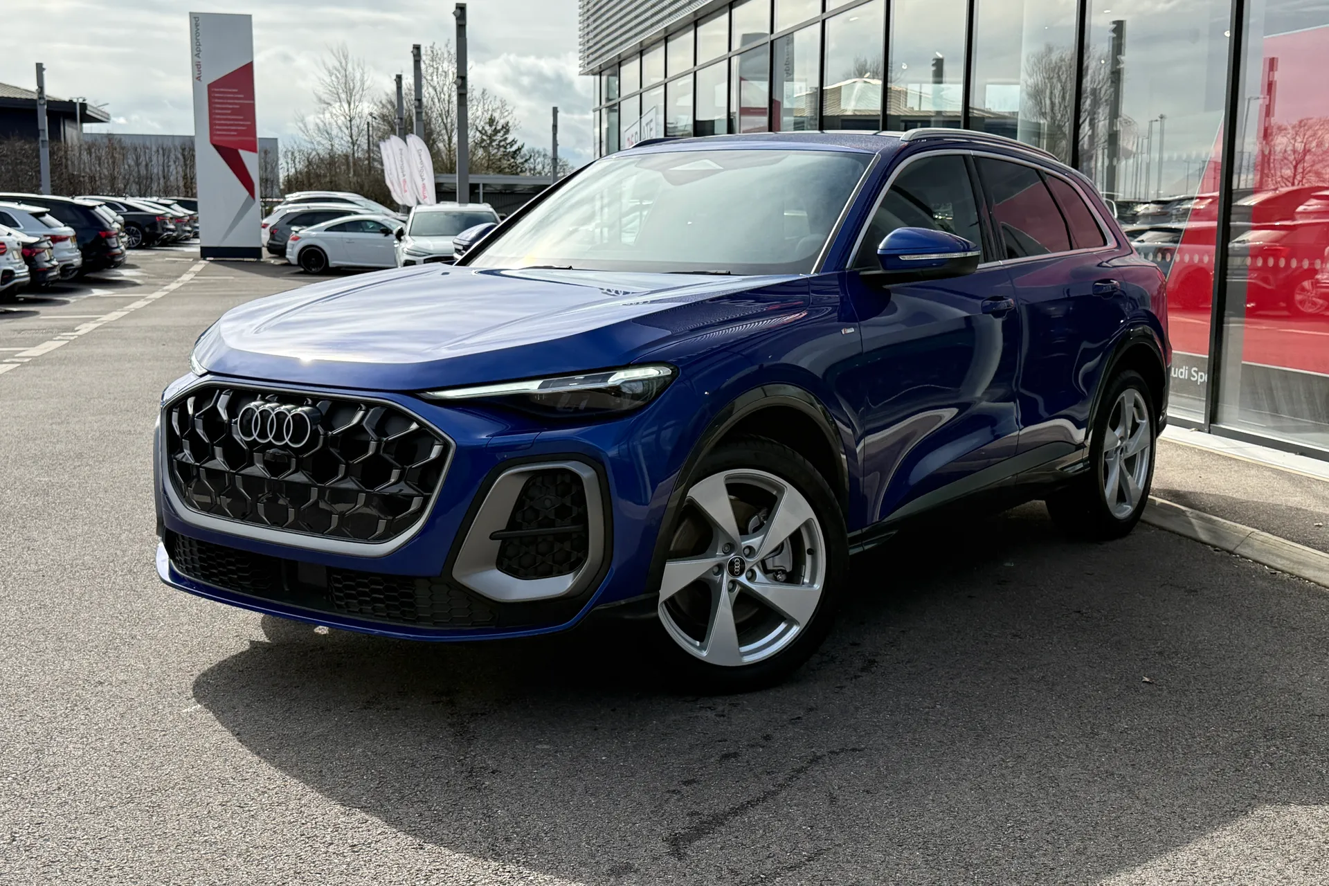 Audi Q5 thumbnail image number 11
