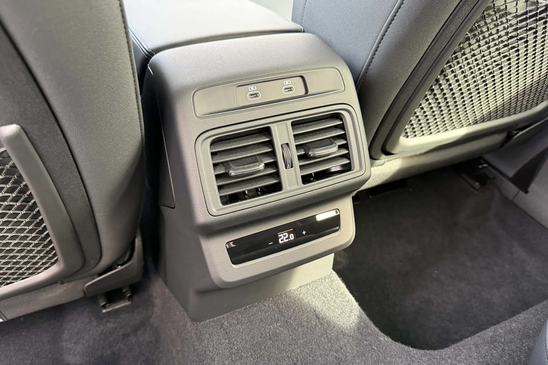 Audi Q5 thumbnail image number 30