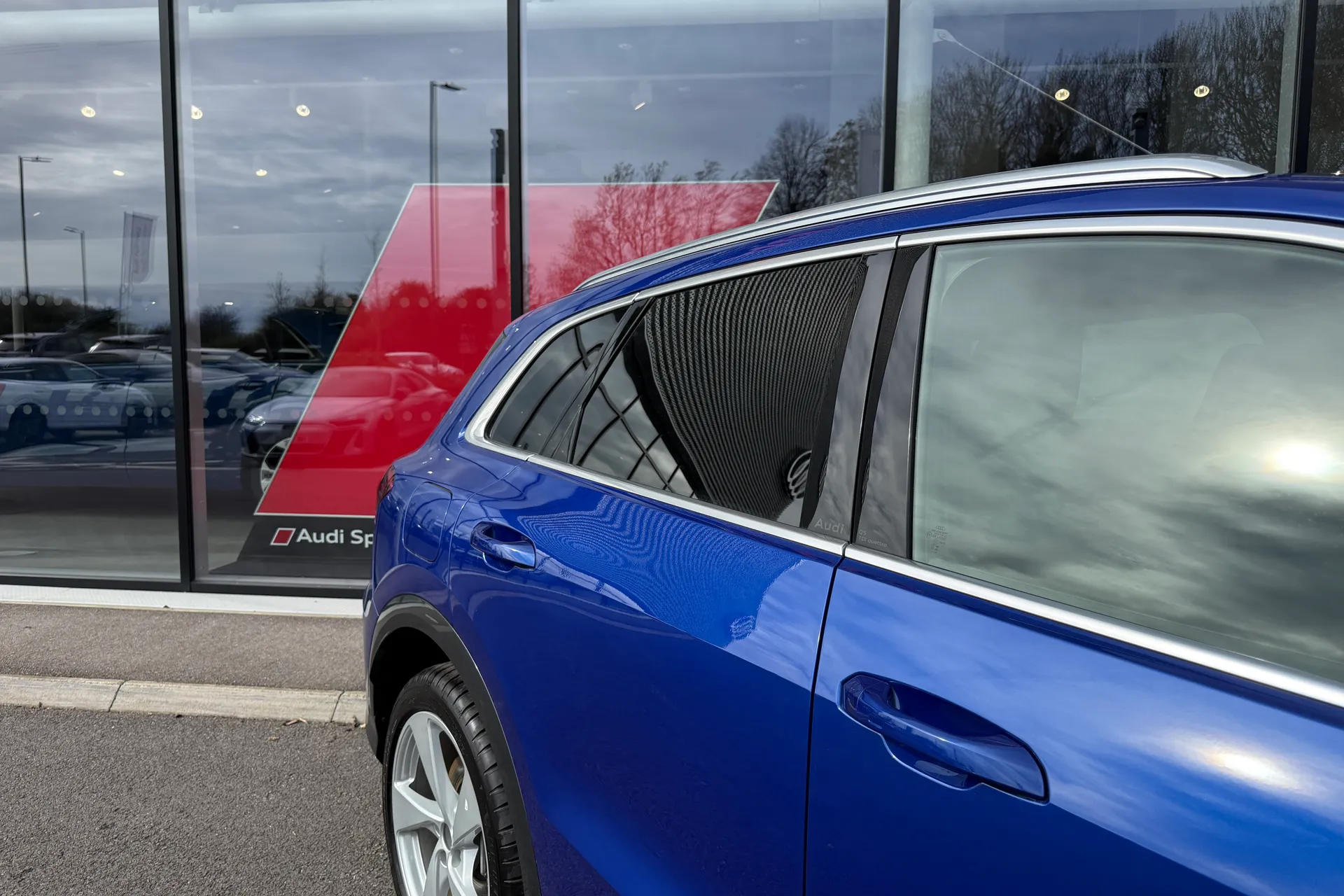Audi Q5 thumbnail image number 9