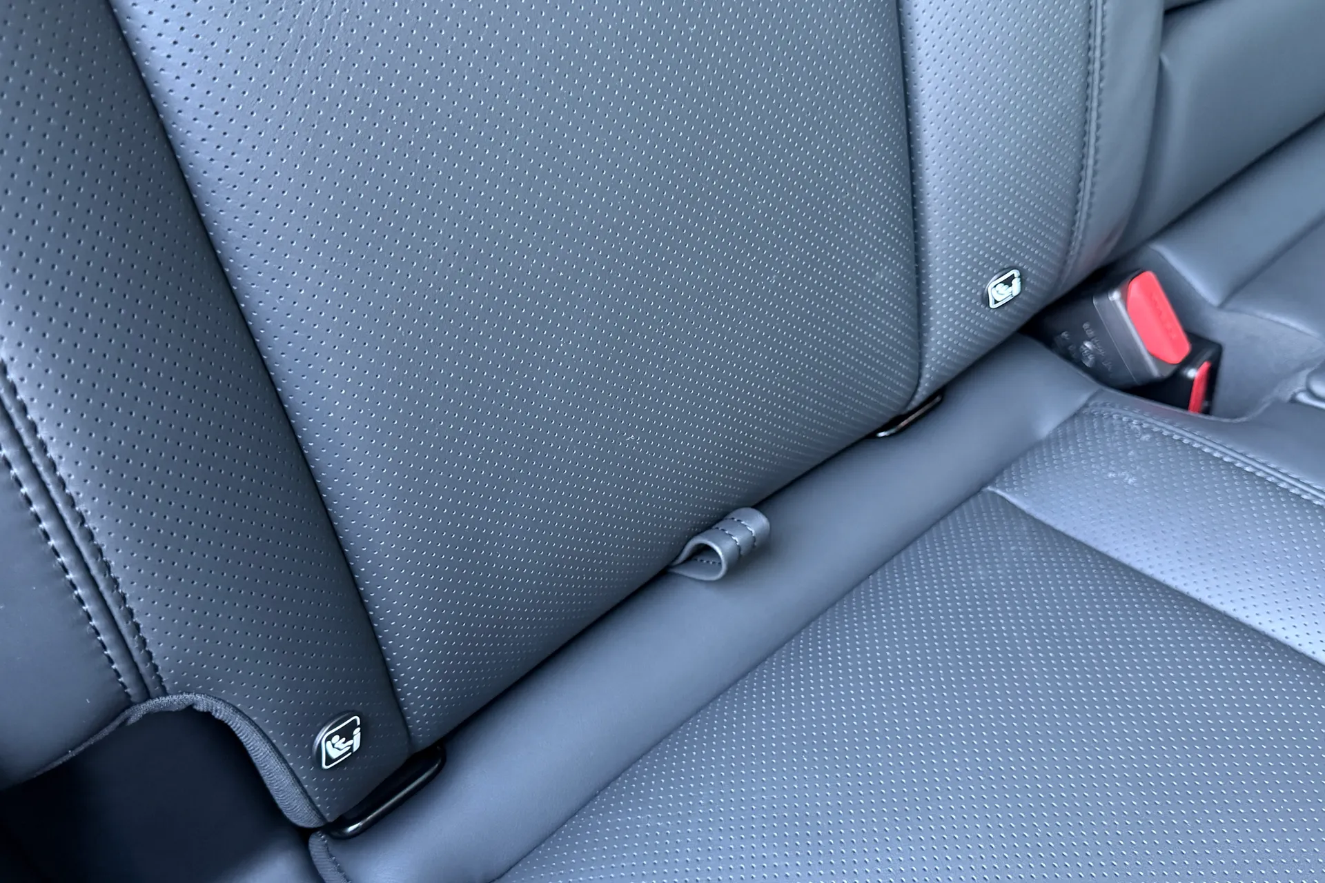 LAND ROVER Defender 110 thumbnail image number 40