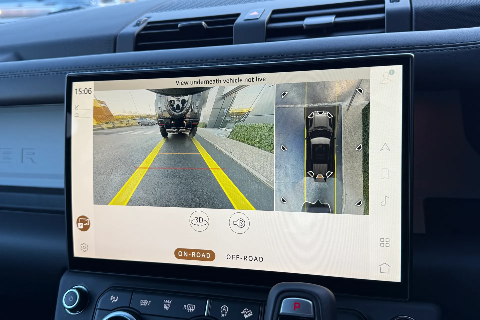 LAND ROVER Defender 110 thumbnail image number 4