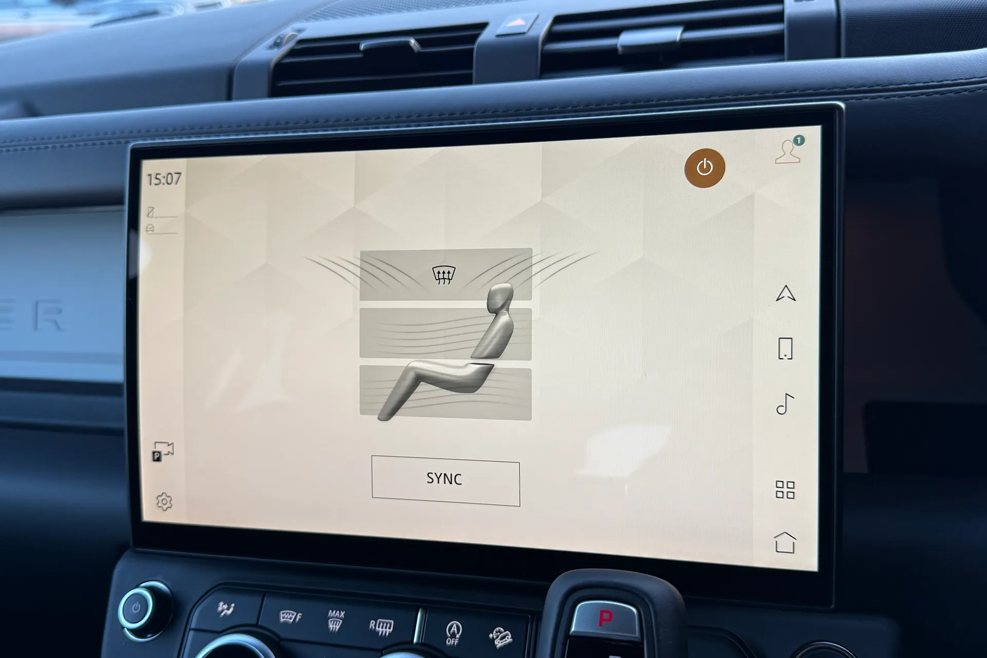 LAND ROVER Defender 110 thumbnail image number 64