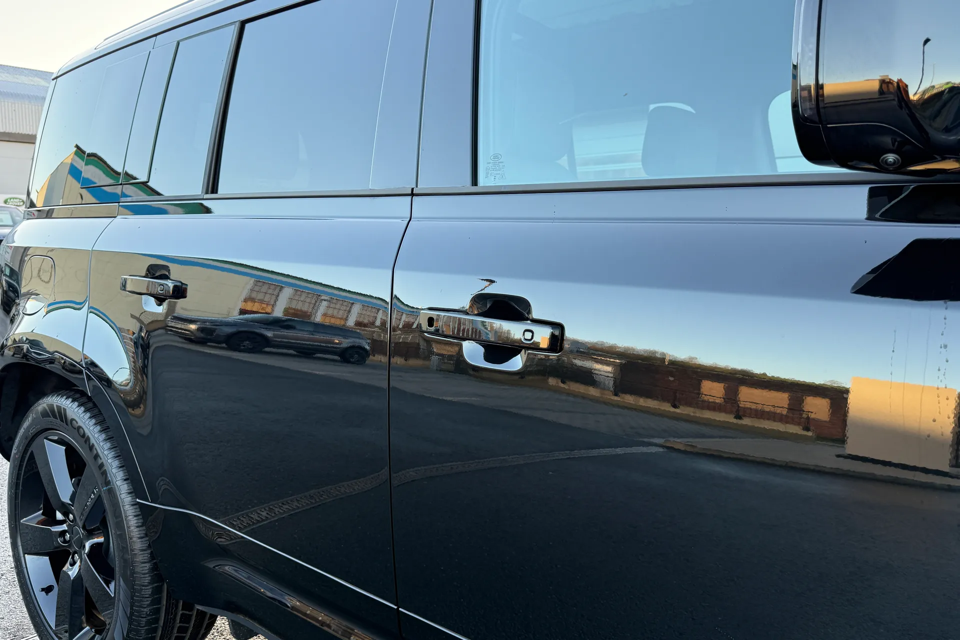 LAND ROVER Defender 110 thumbnail image number 34