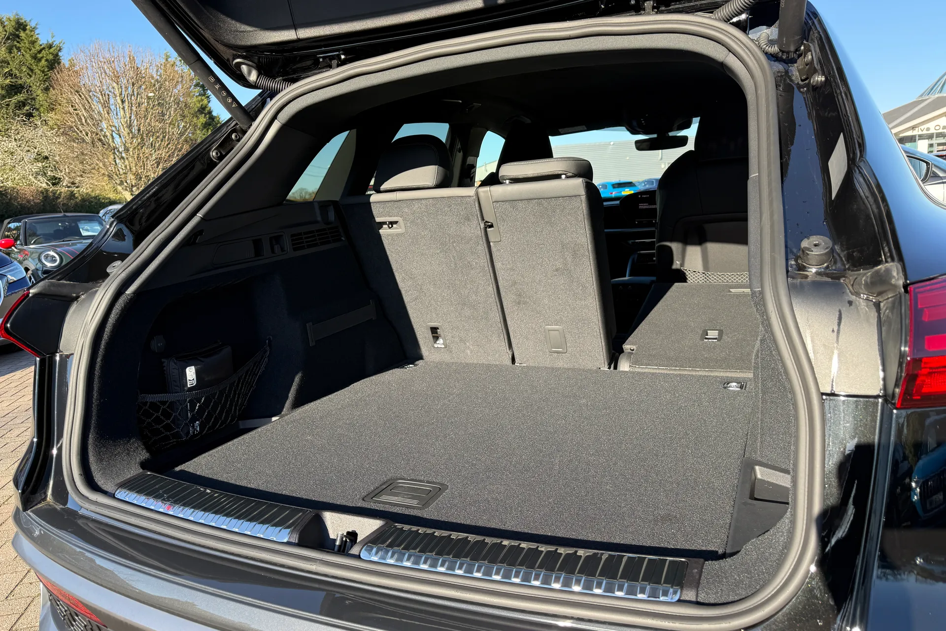 Audi Q5 thumbnail image number 34