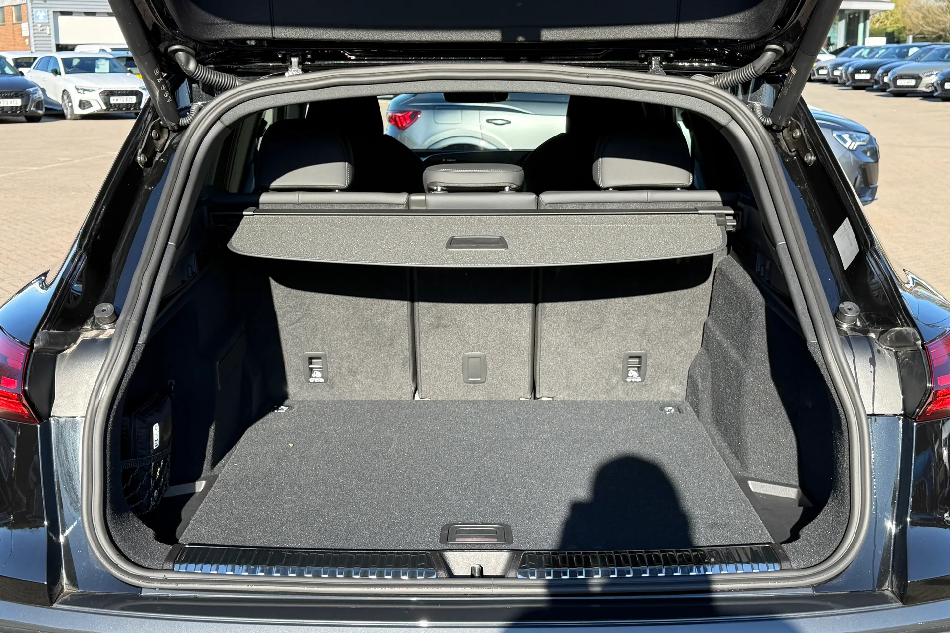 Audi Q5 thumbnail image number 33