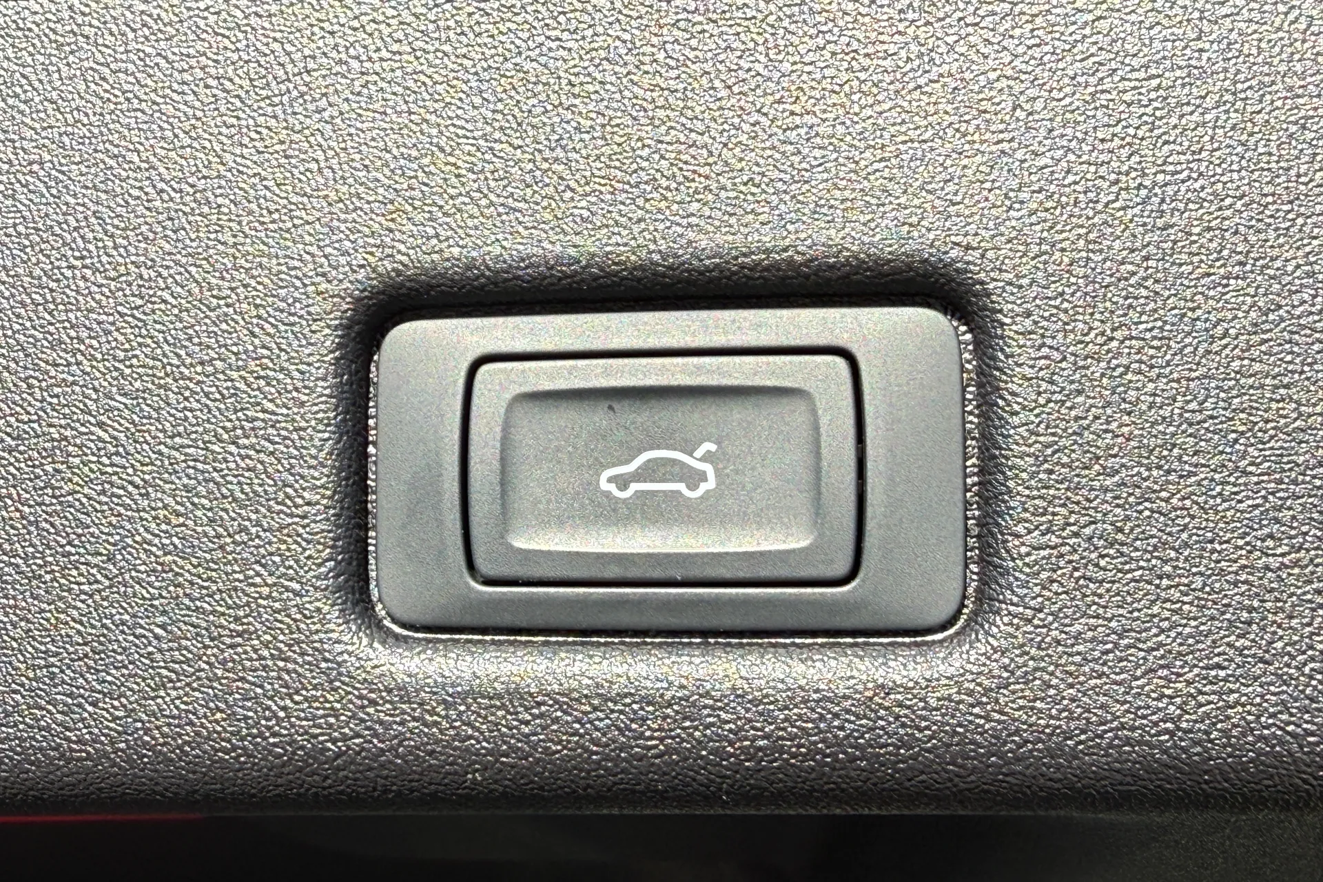 Audi Q5 thumbnail image number 36