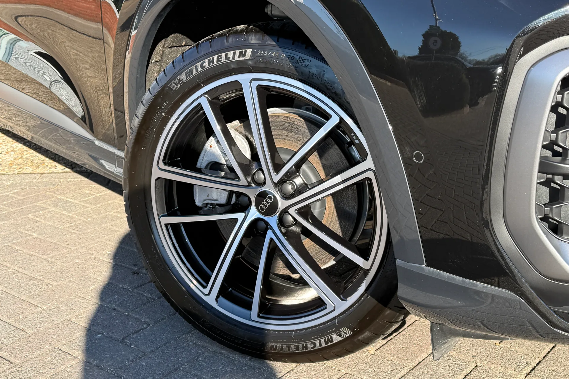 Audi Q5 thumbnail image number 7