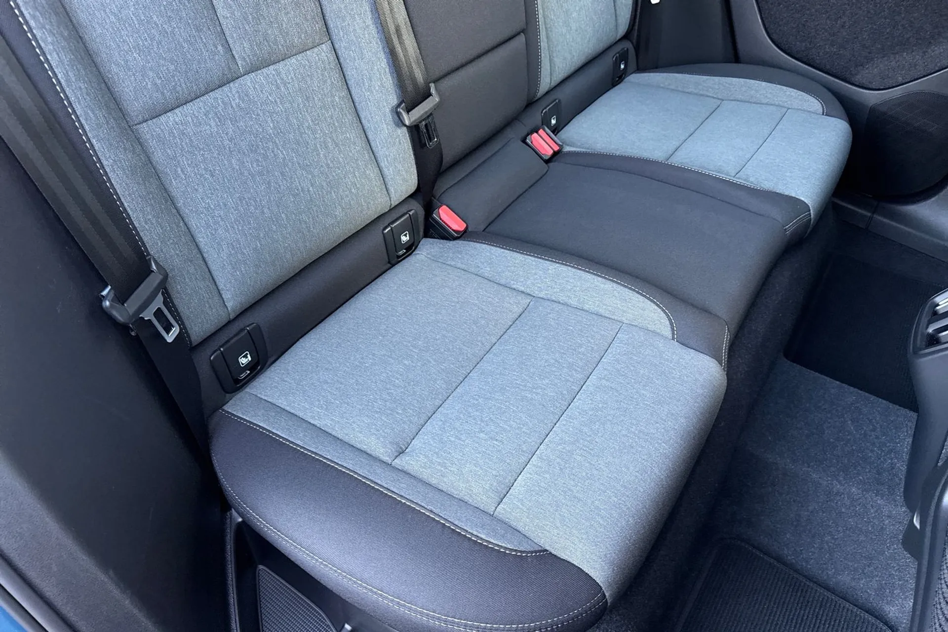 Volvo XC40 thumbnail image number 25