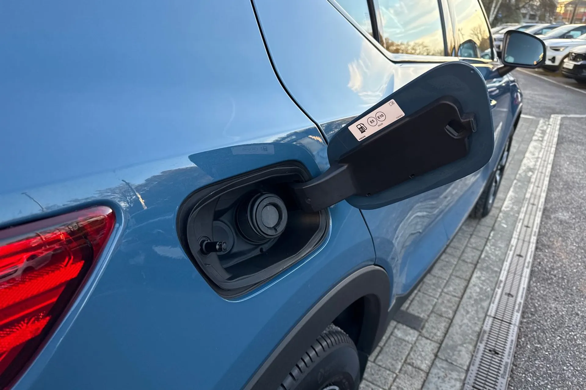 Volvo XC40 thumbnail image number 19