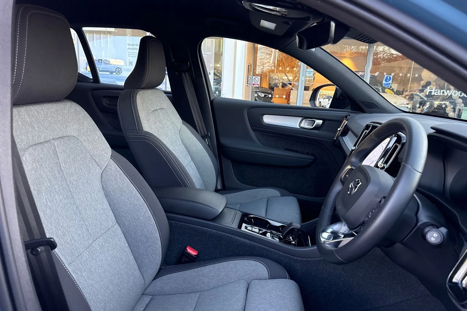 Volvo XC40 thumbnail image number 26