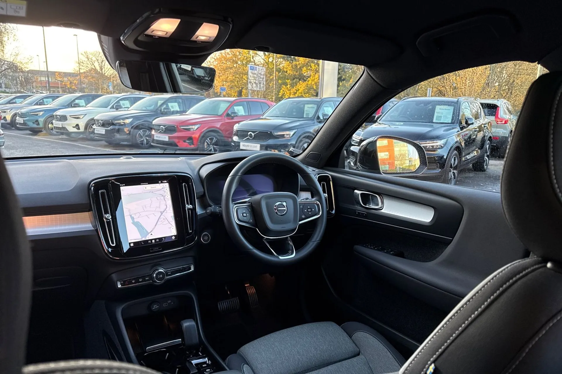 Volvo XC40 thumbnail image number 32