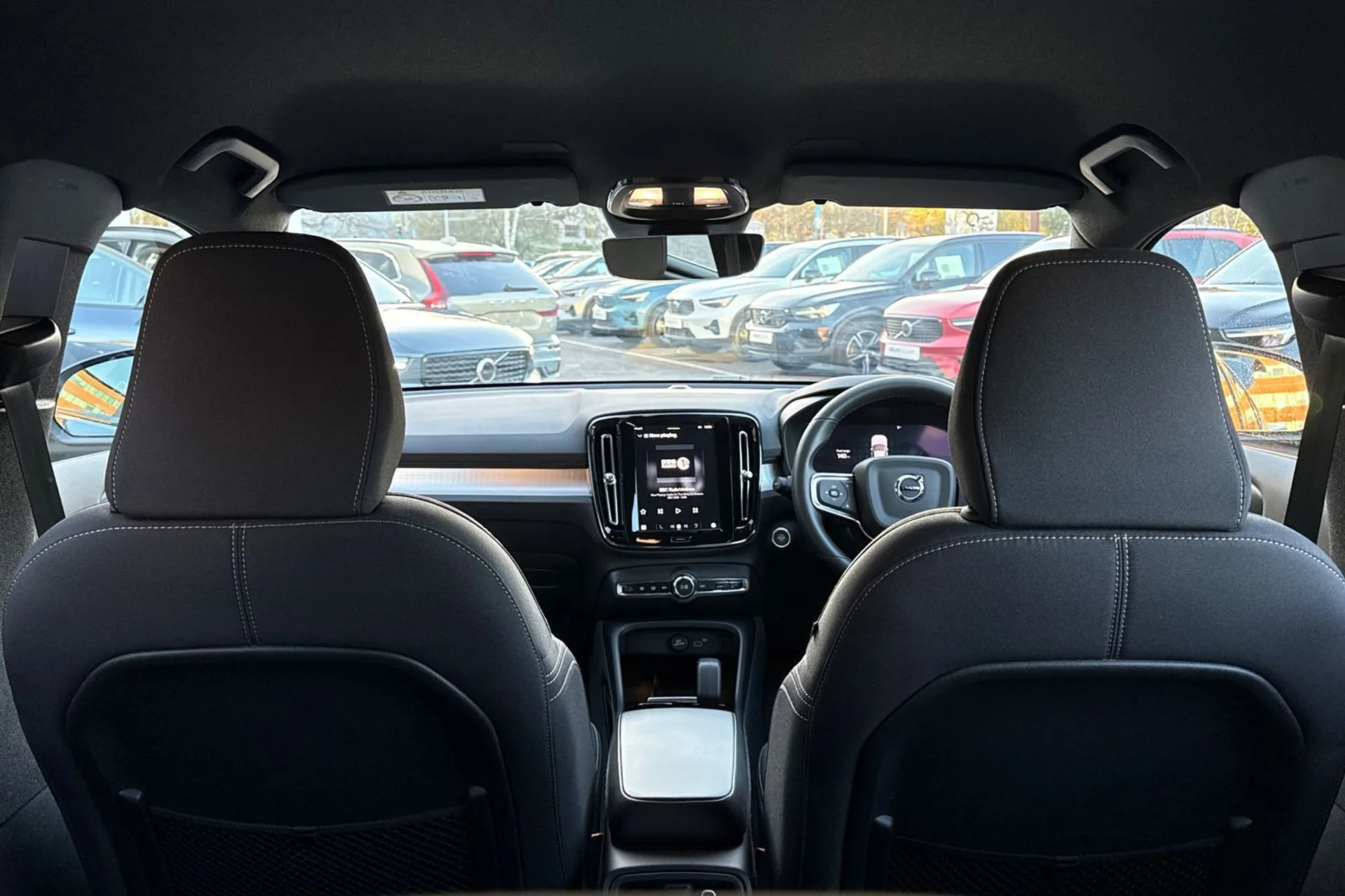 Volvo XC40 thumbnail image number 22