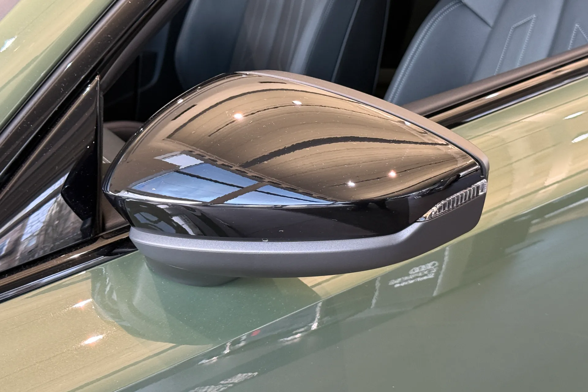 Audi A6 thumbnail image number 11