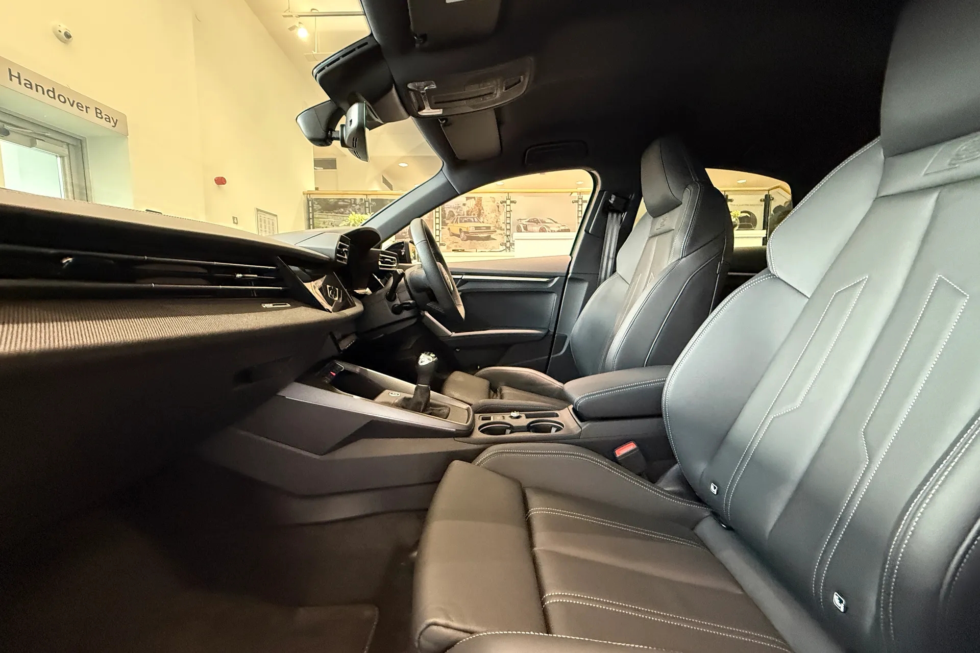 Audi A6 thumbnail image number 12