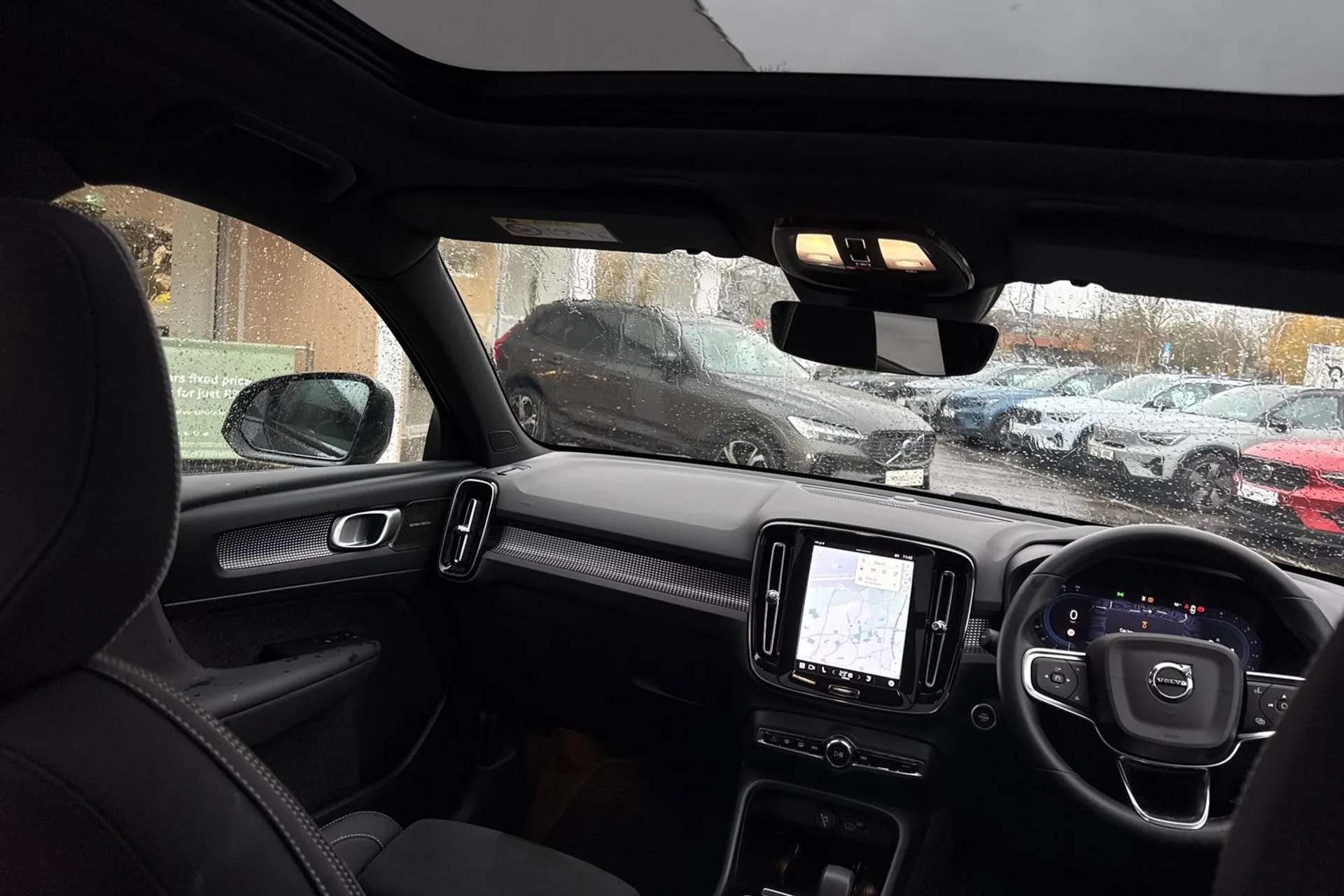 Volvo XC40 thumbnail image number 32