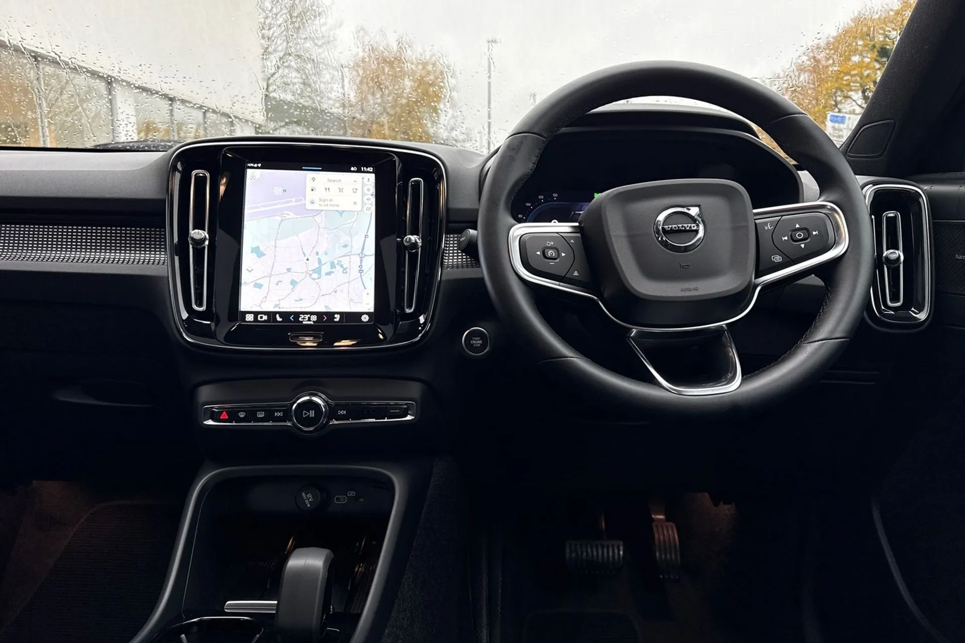 Volvo XC40 thumbnail image number 34