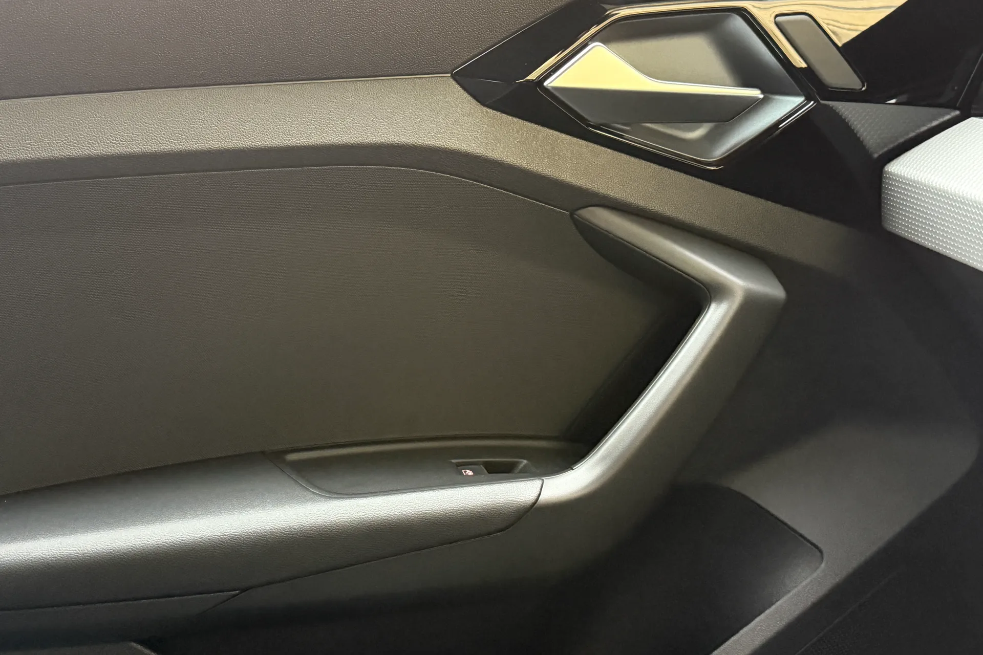 Audi A1 thumbnail image number 28