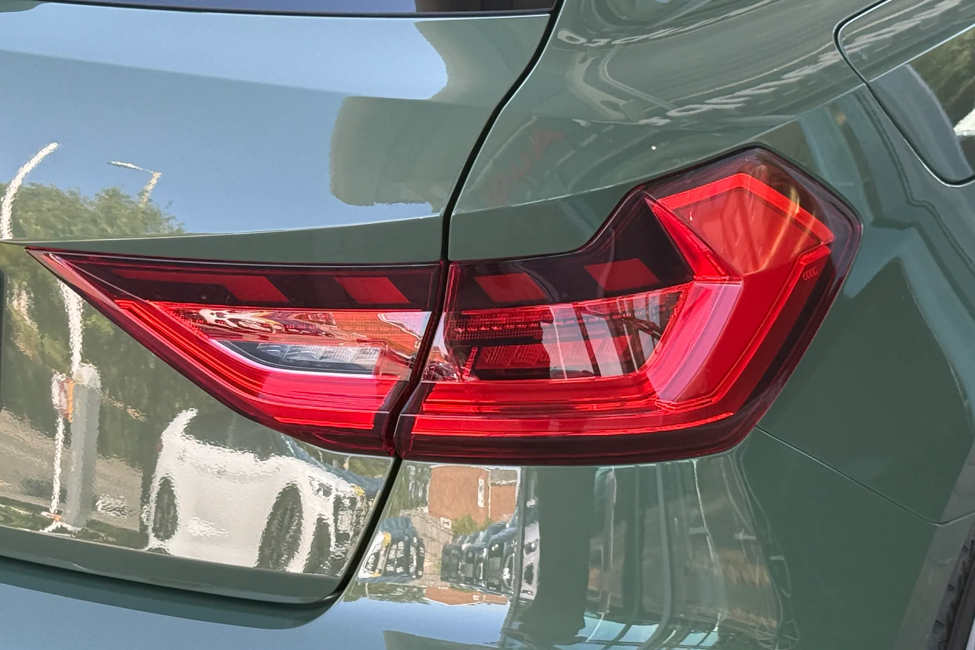 Audi A1 thumbnail image number 39