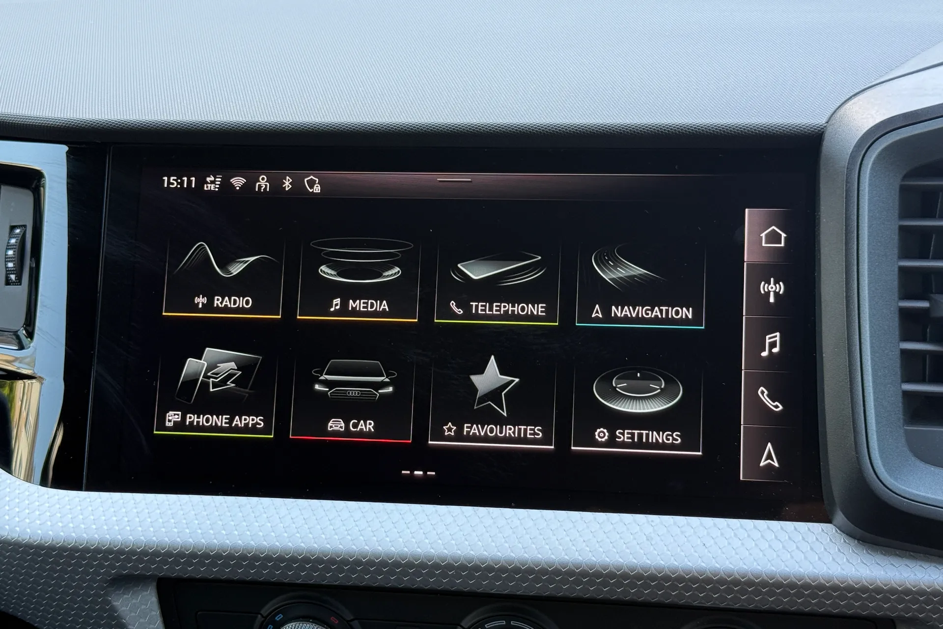 Audi A1 thumbnail image number 14