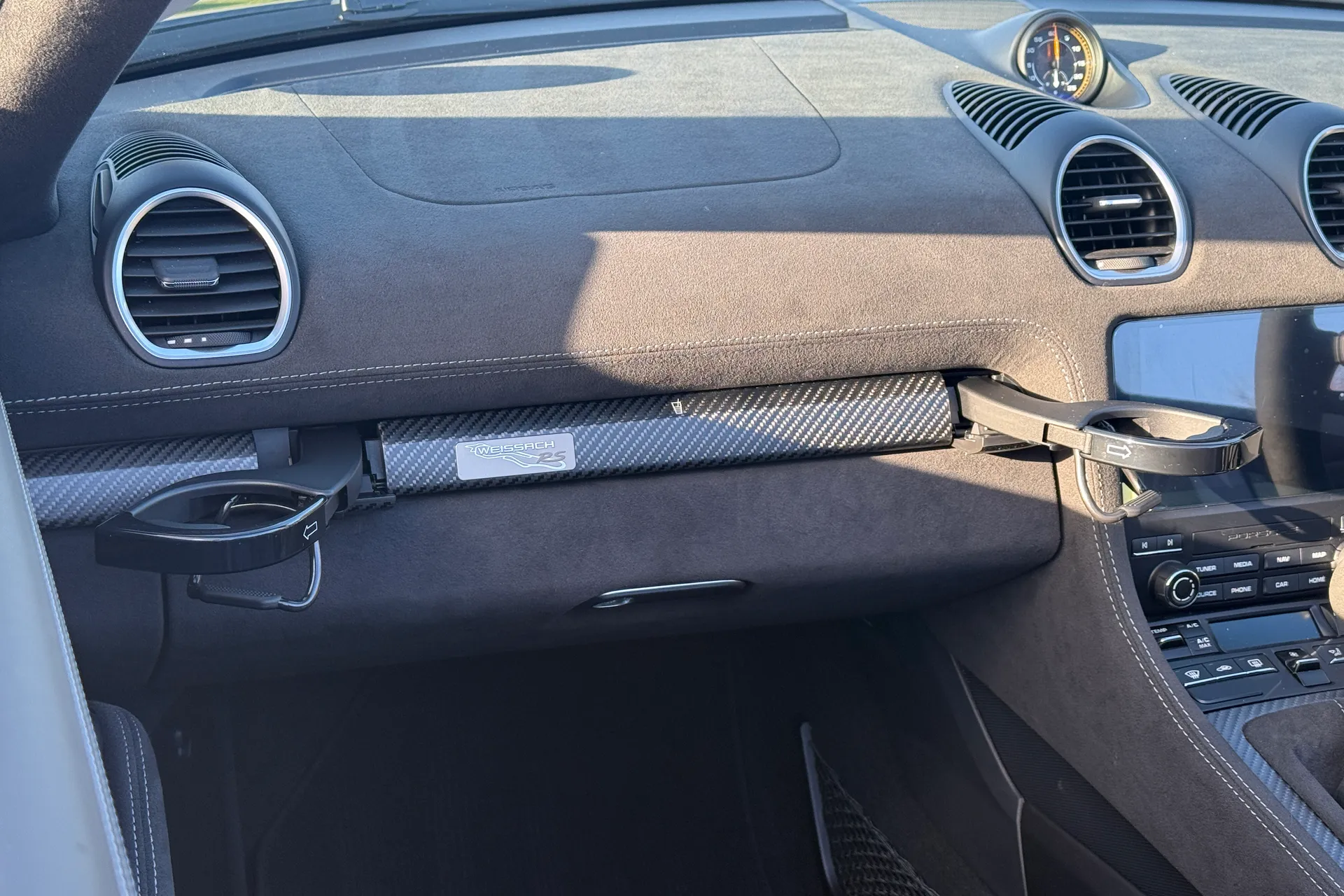 Porsche 718 thumbnail image number 11