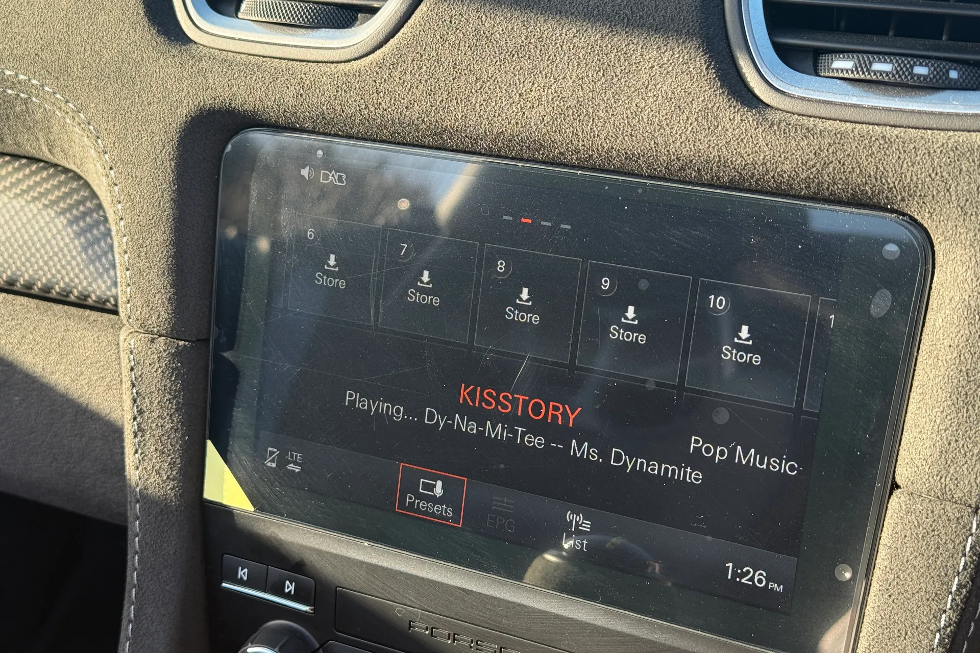 Porsche 718 thumbnail image number 26