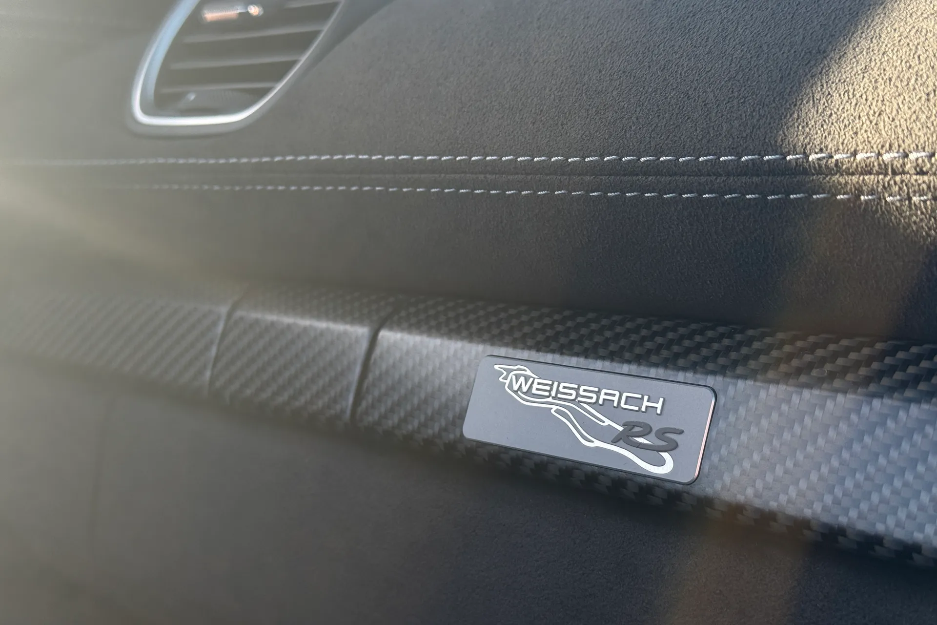 Porsche 718 thumbnail image number 24