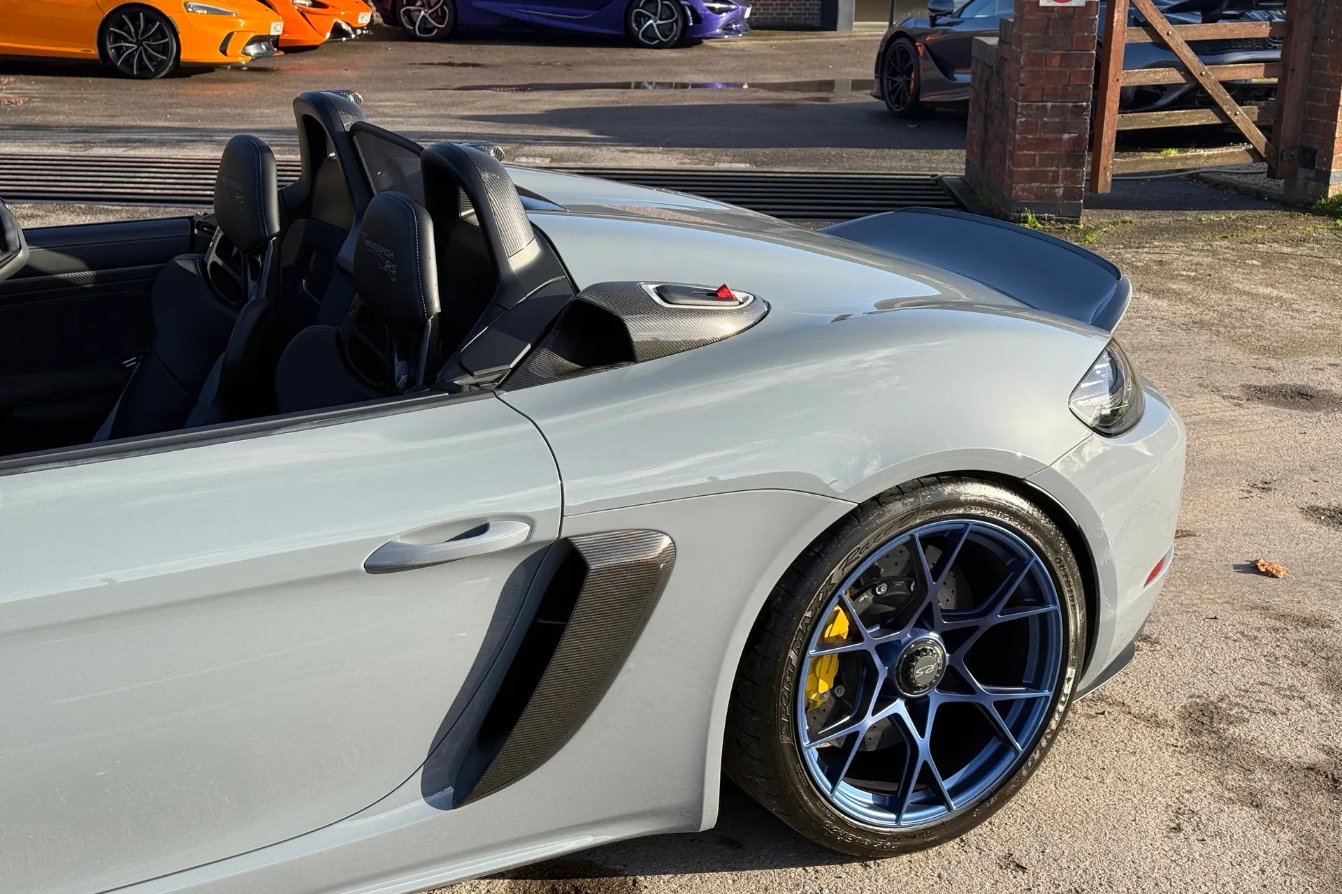 Porsche 718 thumbnail image number 29