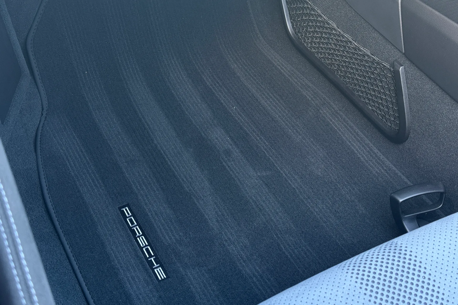 Porsche 718 thumbnail image number 14