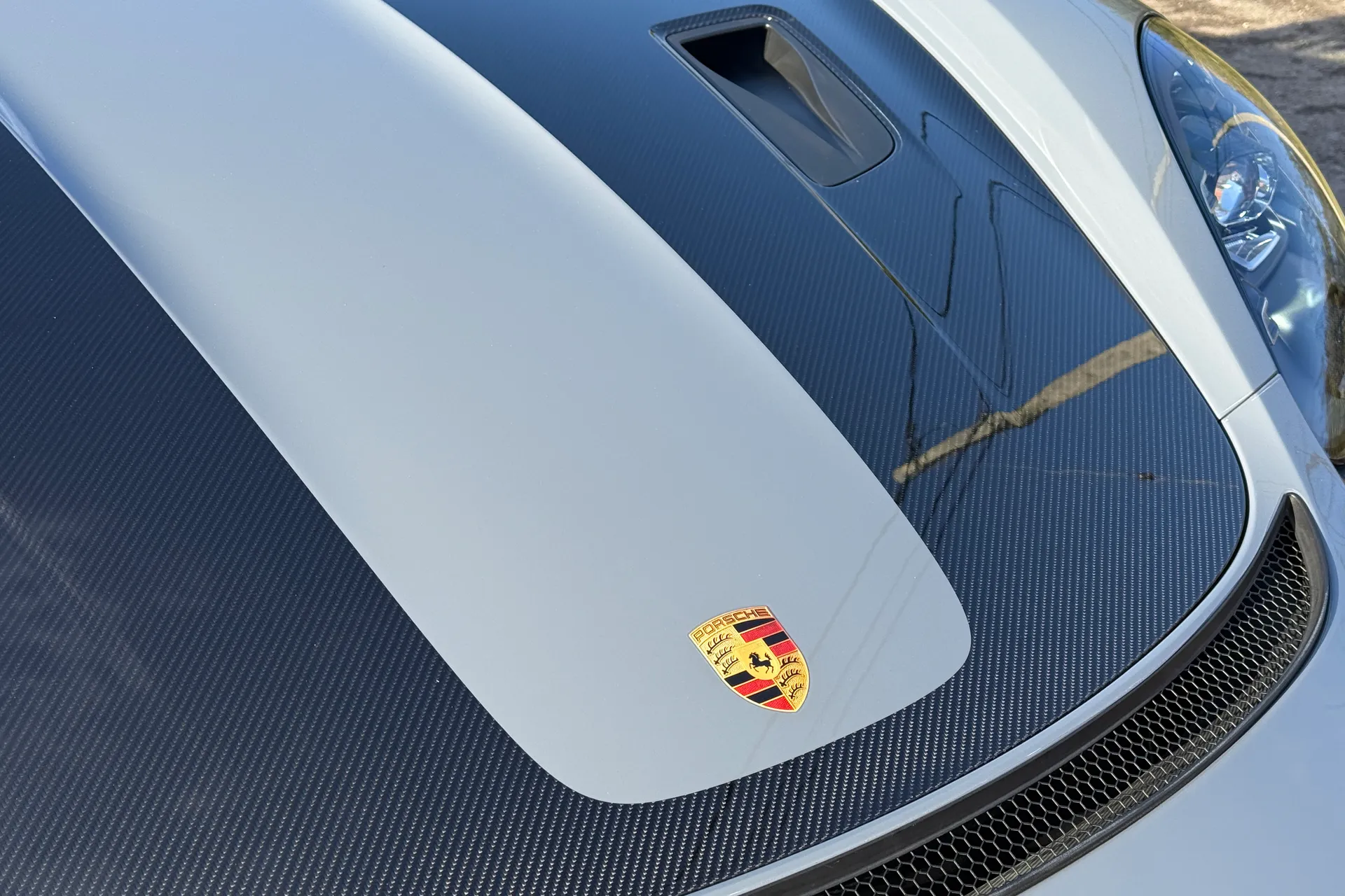 Porsche 718 thumbnail image number 38