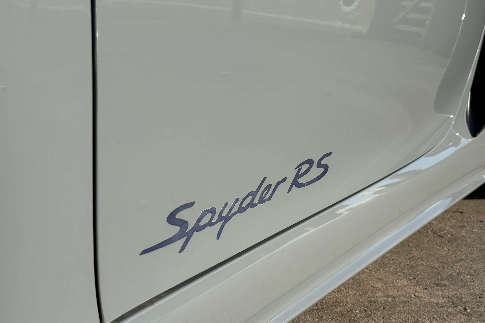 Porsche 718 thumbnail image number 5