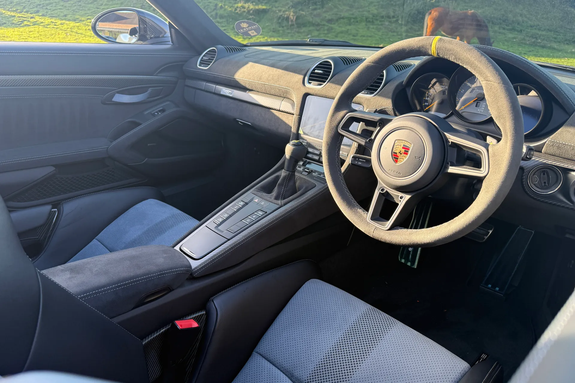 Porsche 718 thumbnail image number 18