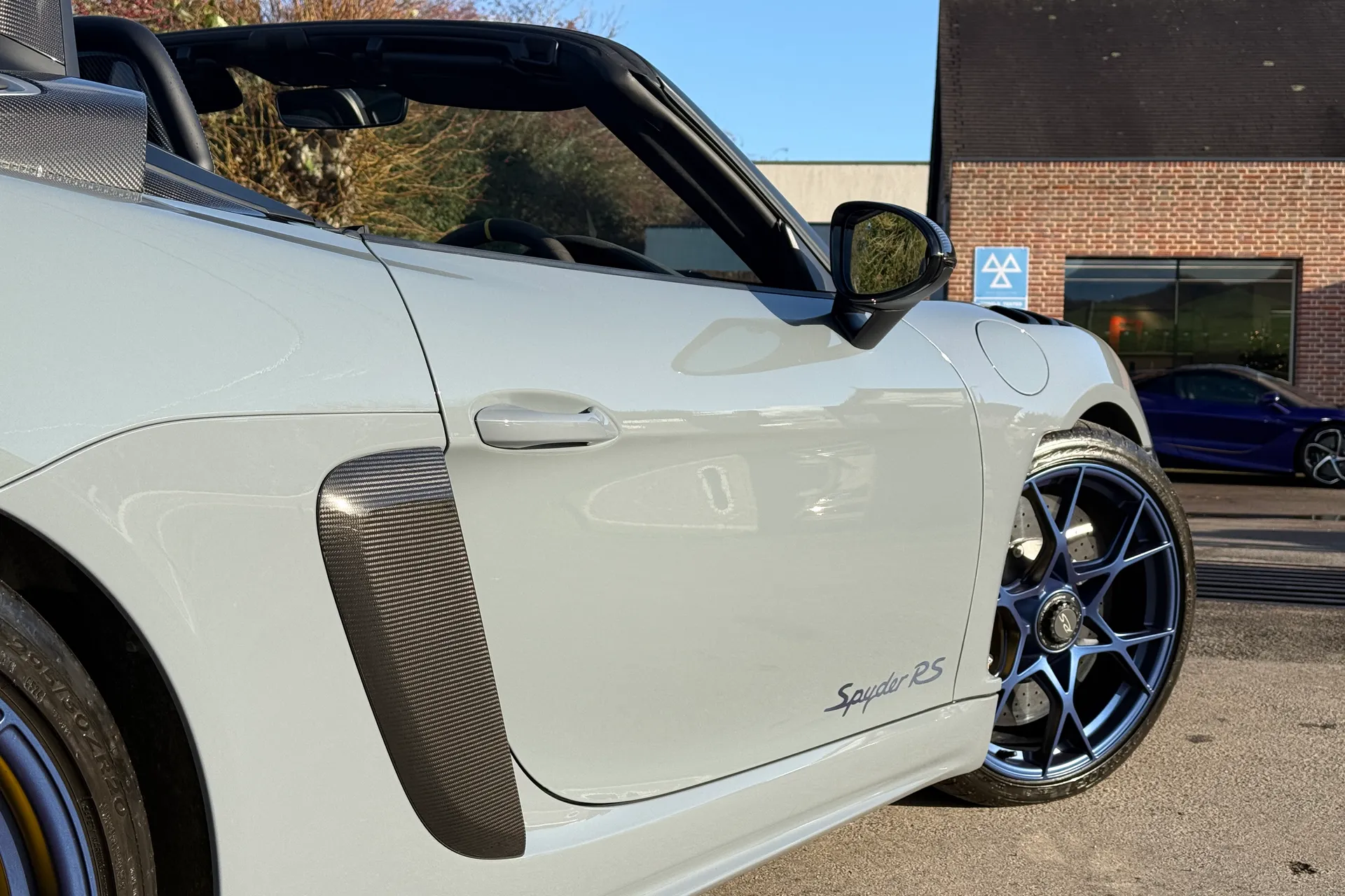 Porsche 718 thumbnail image number 34