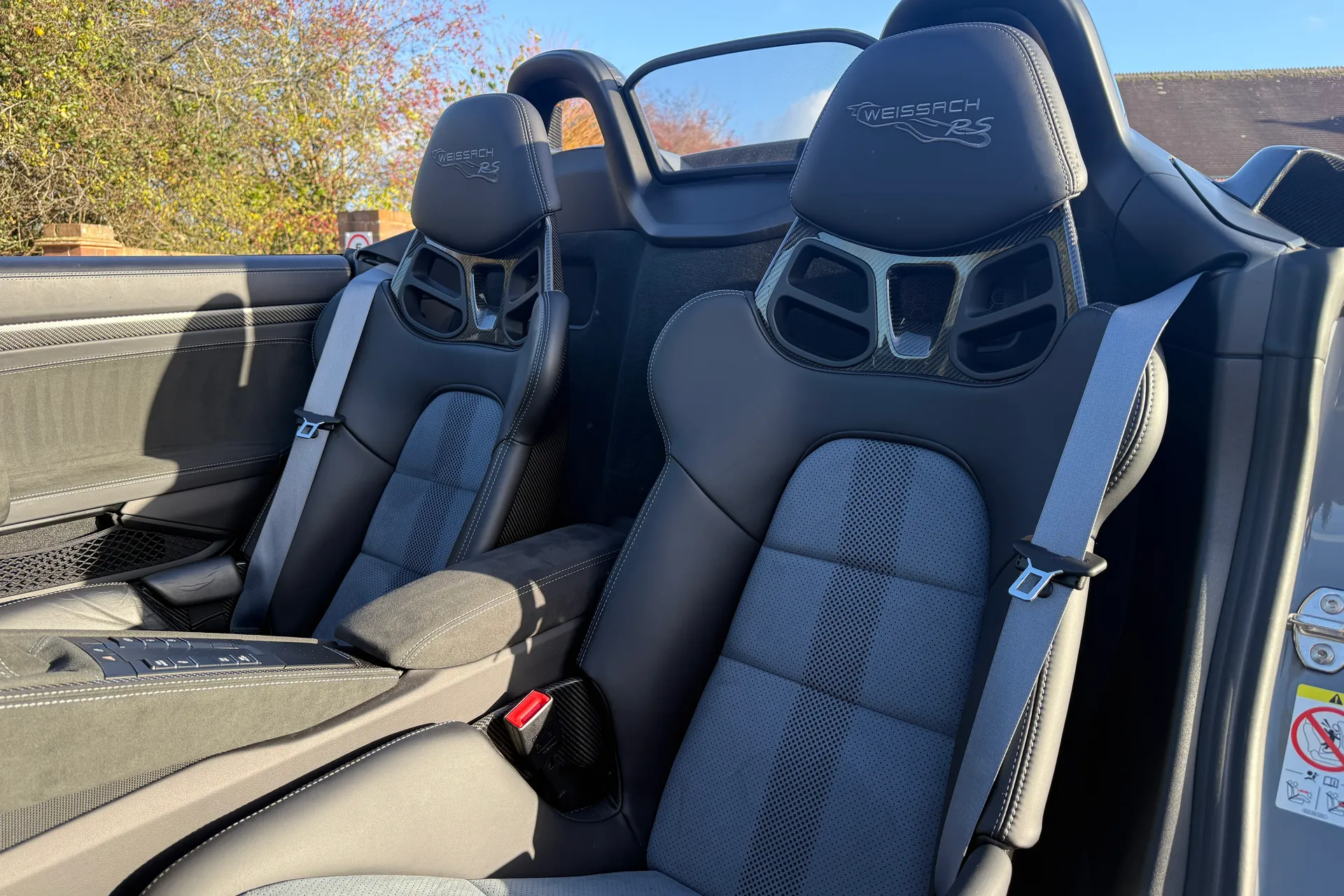 Porsche 718 thumbnail image number 16