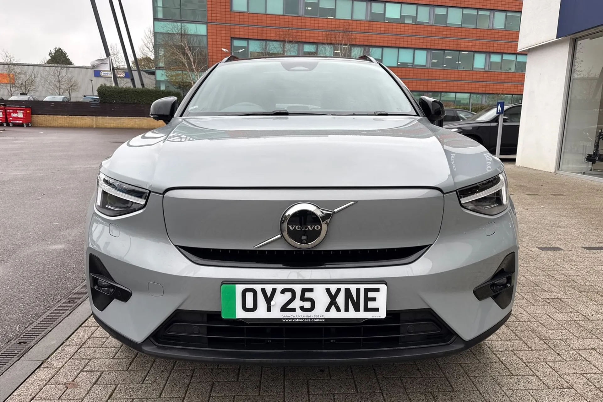 Volvo EX40 thumbnail image number 14