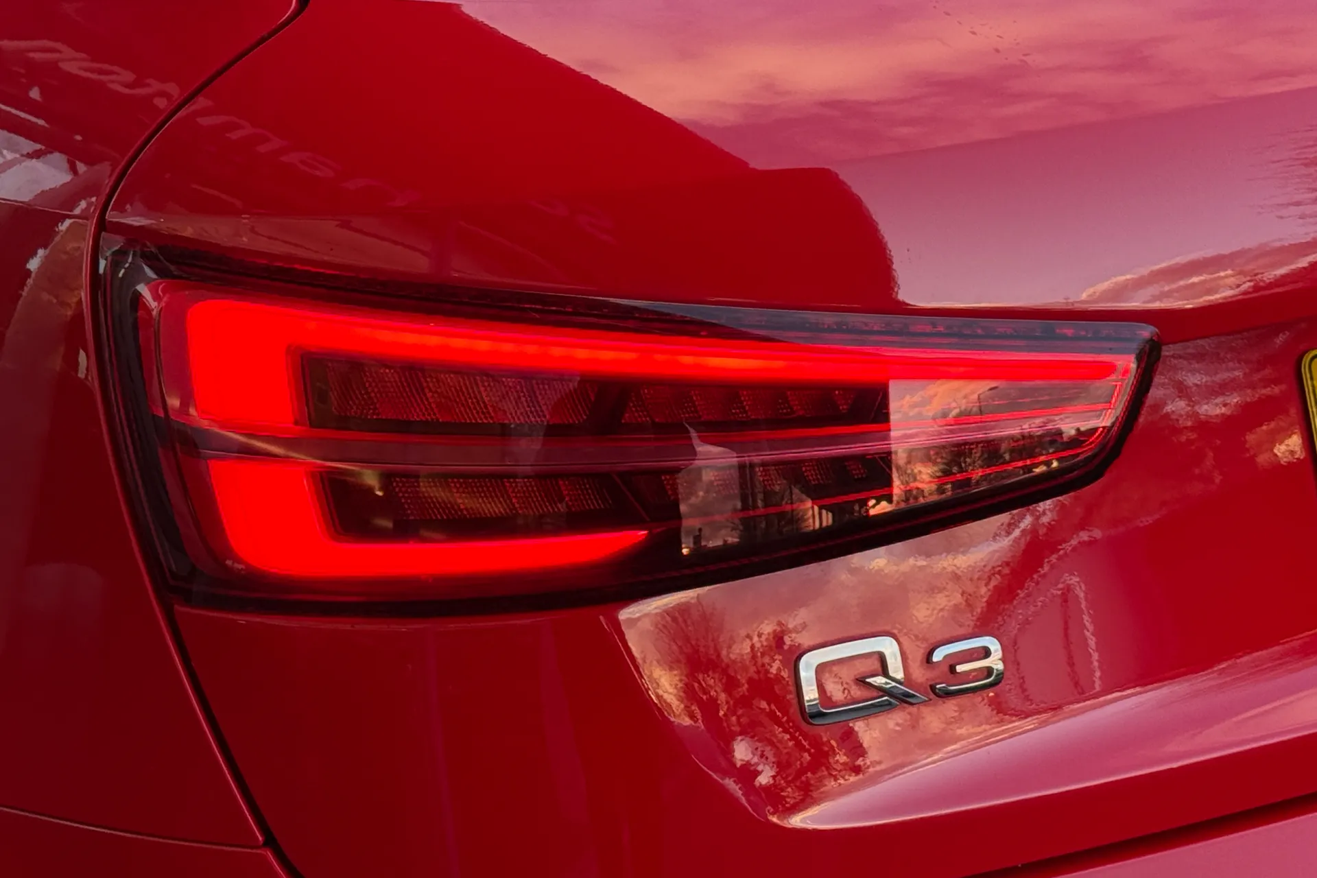 Audi Q3 thumbnail image number 49