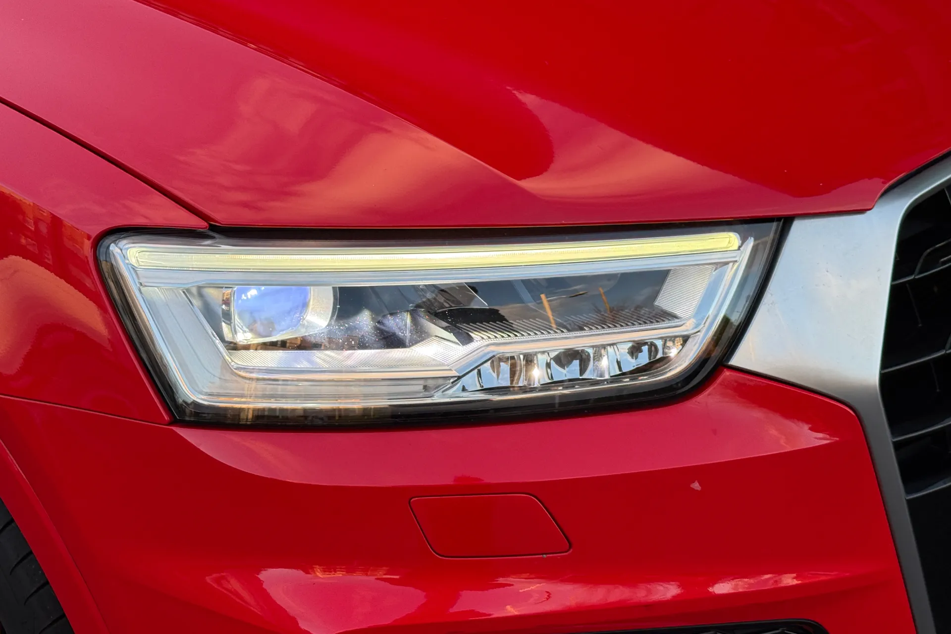 Audi Q3 thumbnail image number 43