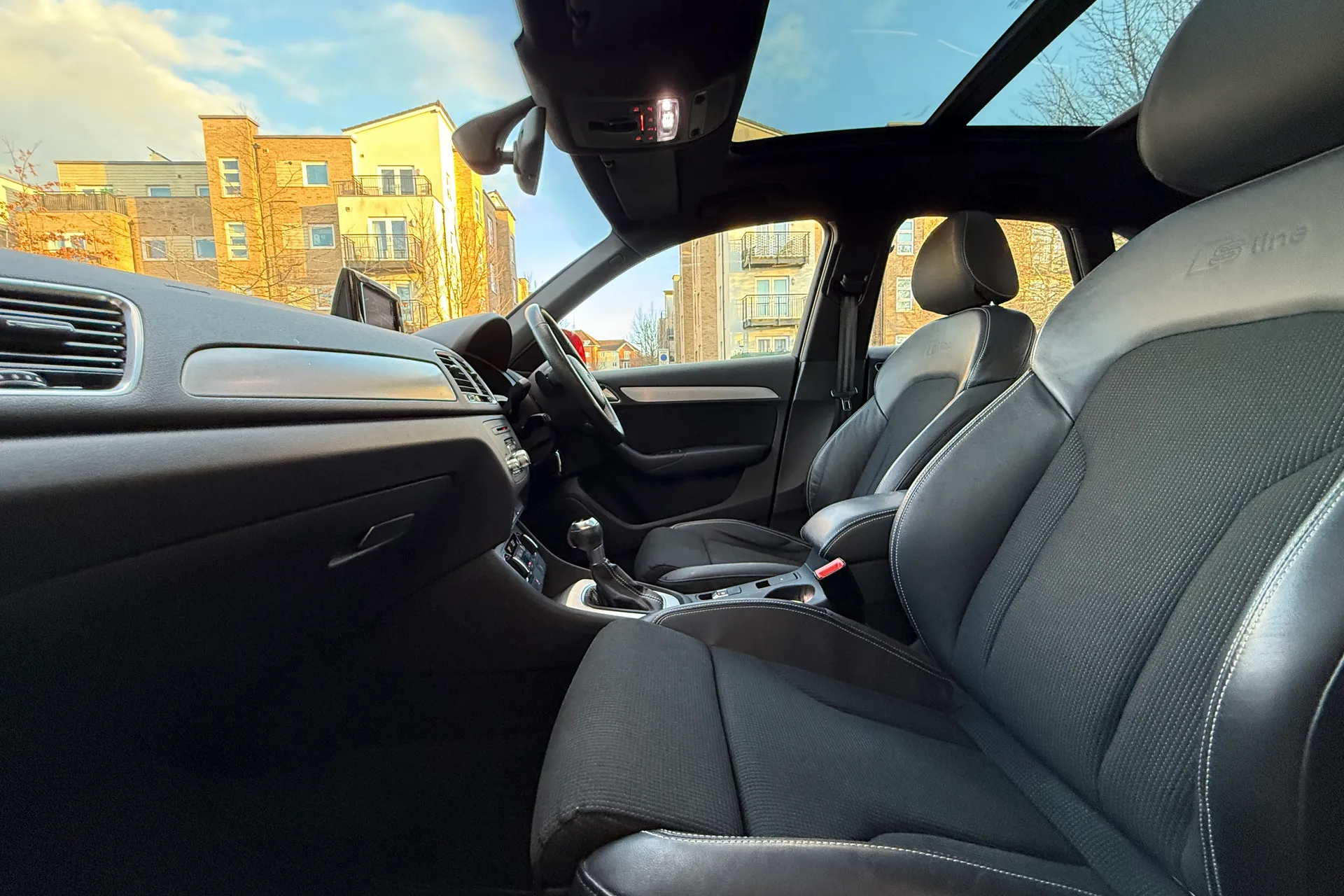 Audi Q3 thumbnail image number 54