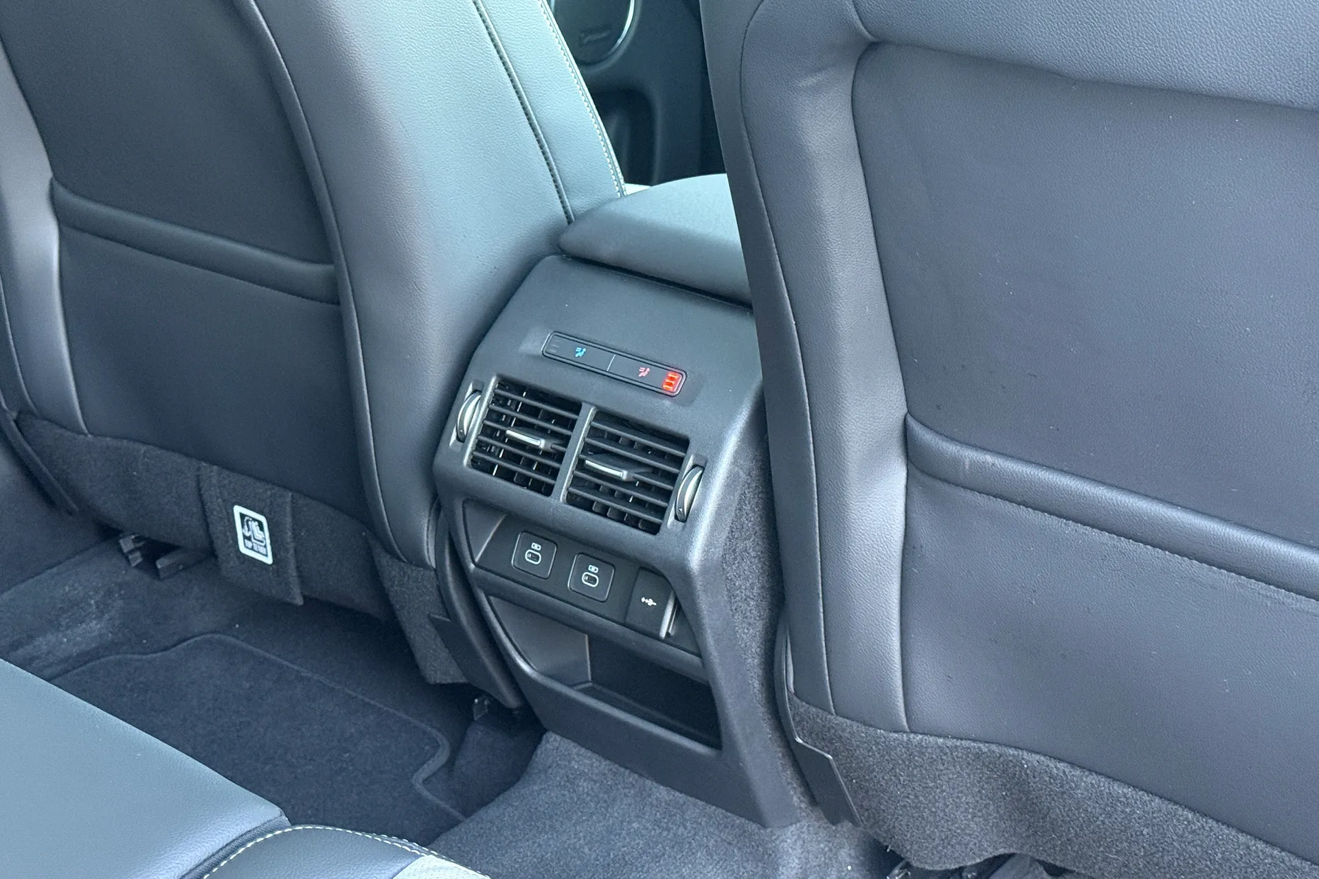 LAND ROVER DISCOVERY SPORT thumbnail image number 34